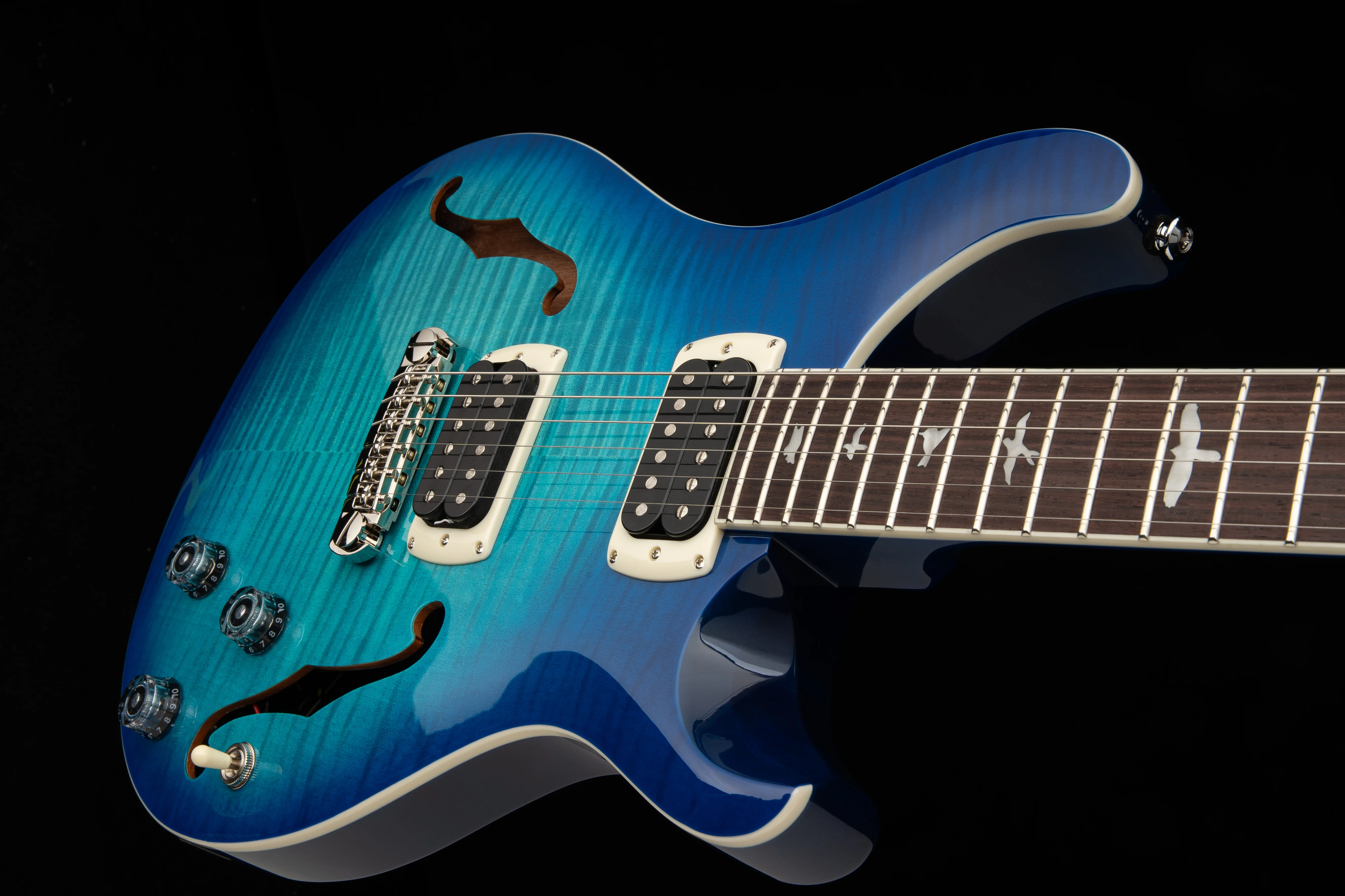 SE Flat Back Hollowbody I Piezo Lake Blue